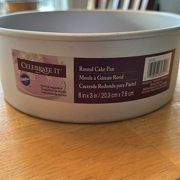 Wilton round cake pan NWT - Picture 2 of 5